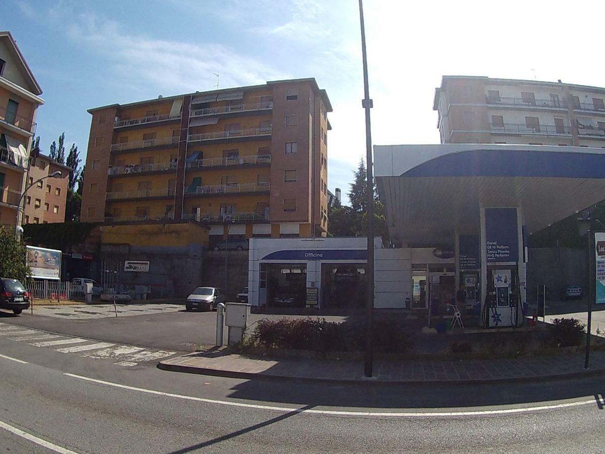 Affittacamere Serravalle Shopping Serravalle Scrivia Exterior foto